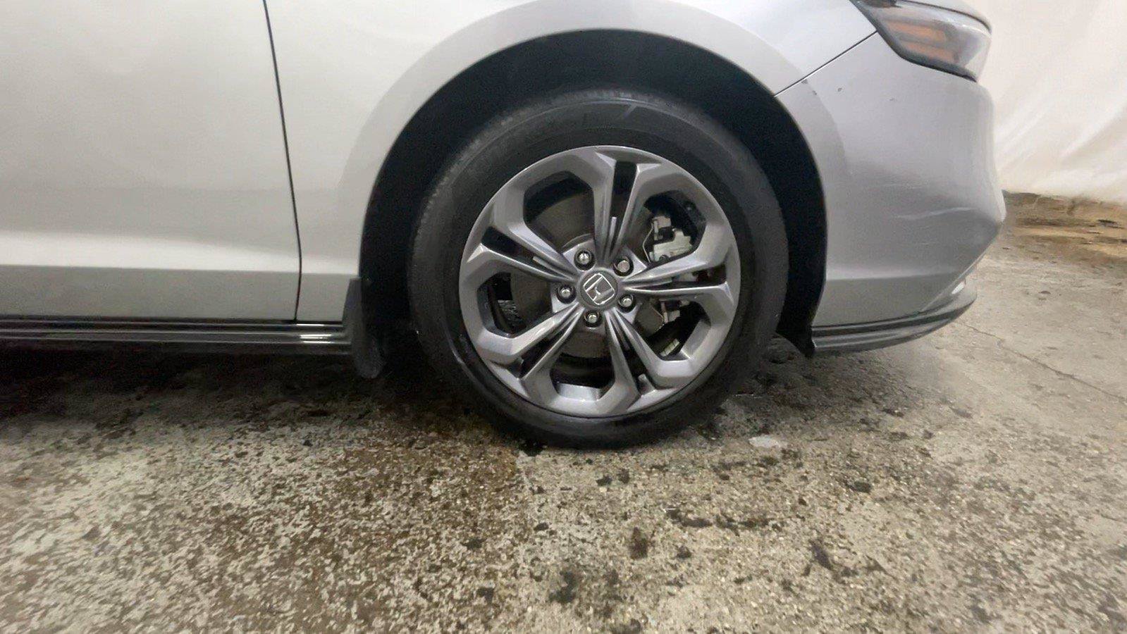 Used 2024 Honda Accord EX-L image 17