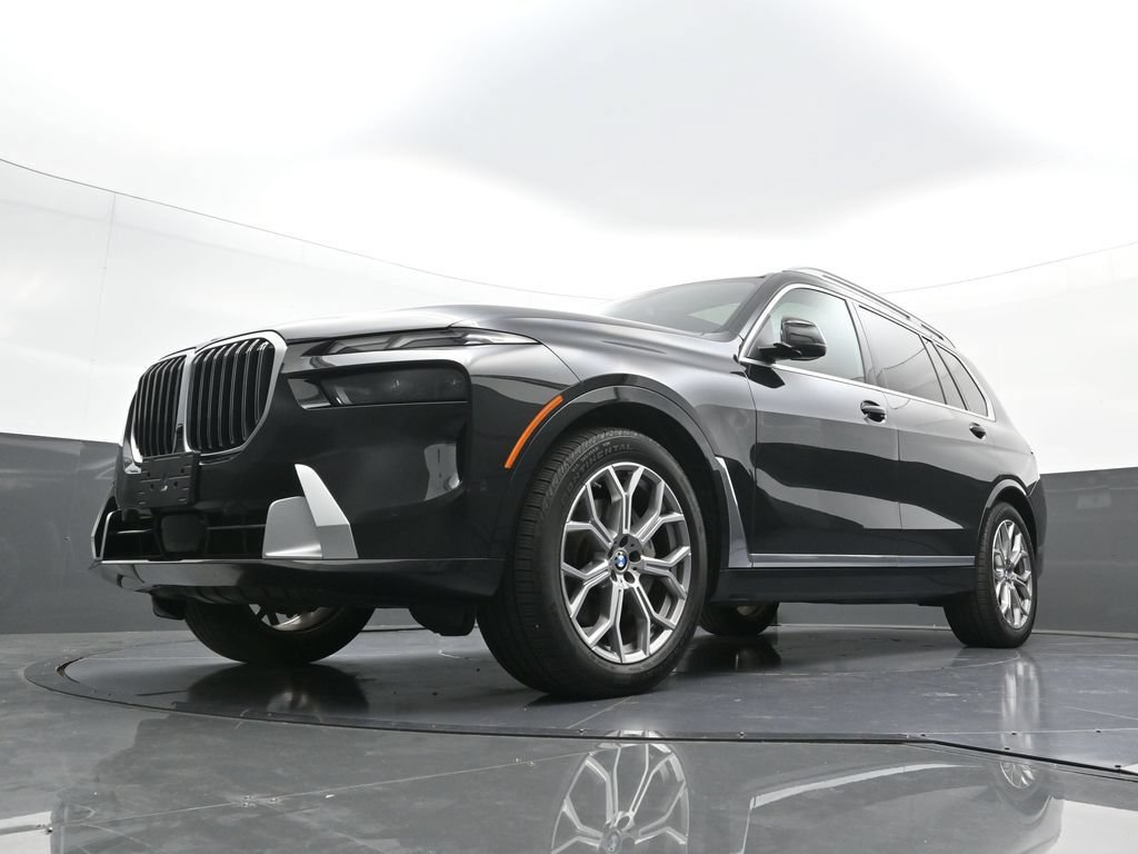 Used 2024 BMW X7 xDrive40i AWD/4WD image 26