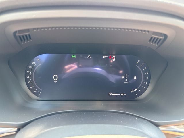New 2027 Volvo XC60 B5 Core AWD/4WD image 10