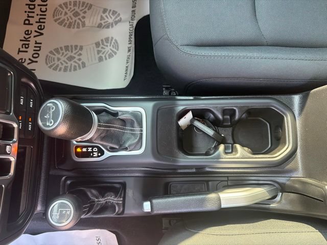 Used 2018 Jeep Wrangler Unlimited Sahara AWD/4WD image 20