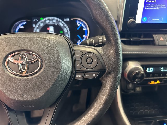 Certified 2025 Toyota RAV4 XLE AWD/4WD image 21
