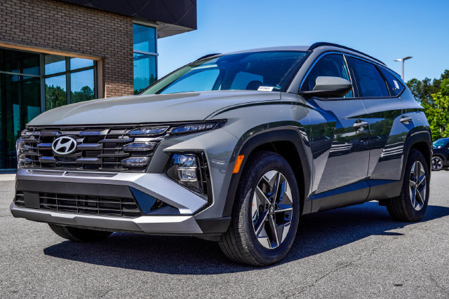 New 2026 Hyundai Tucson SEL Plus FWD image 6