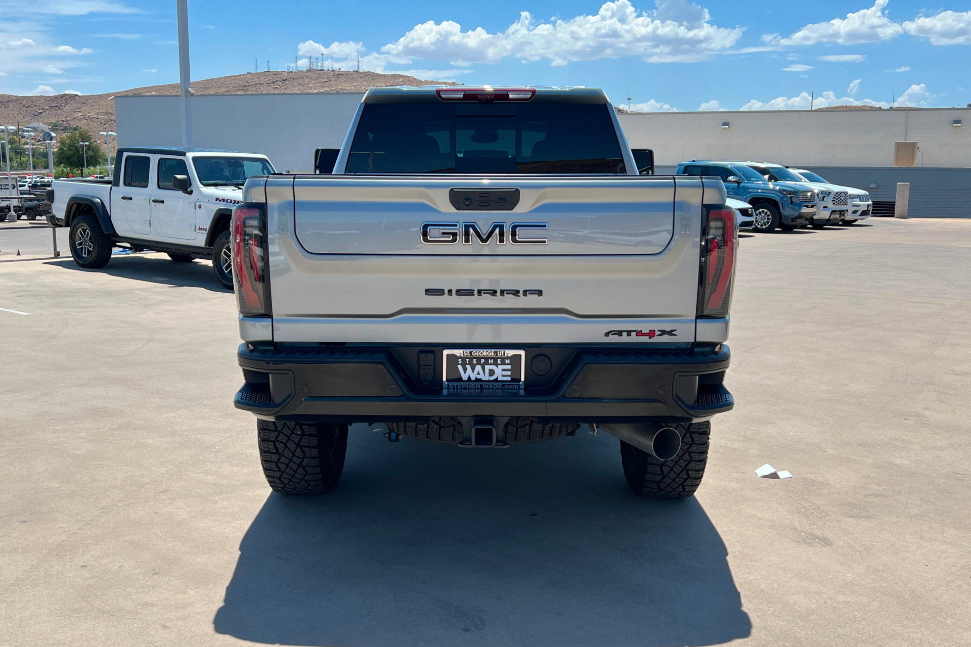 Used 2026 GMC Sierra 2500 AT4X AWD/4WD image 5