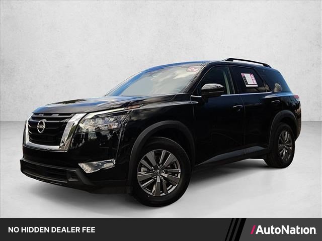 Used 2024 Nissan Pathfinder SV