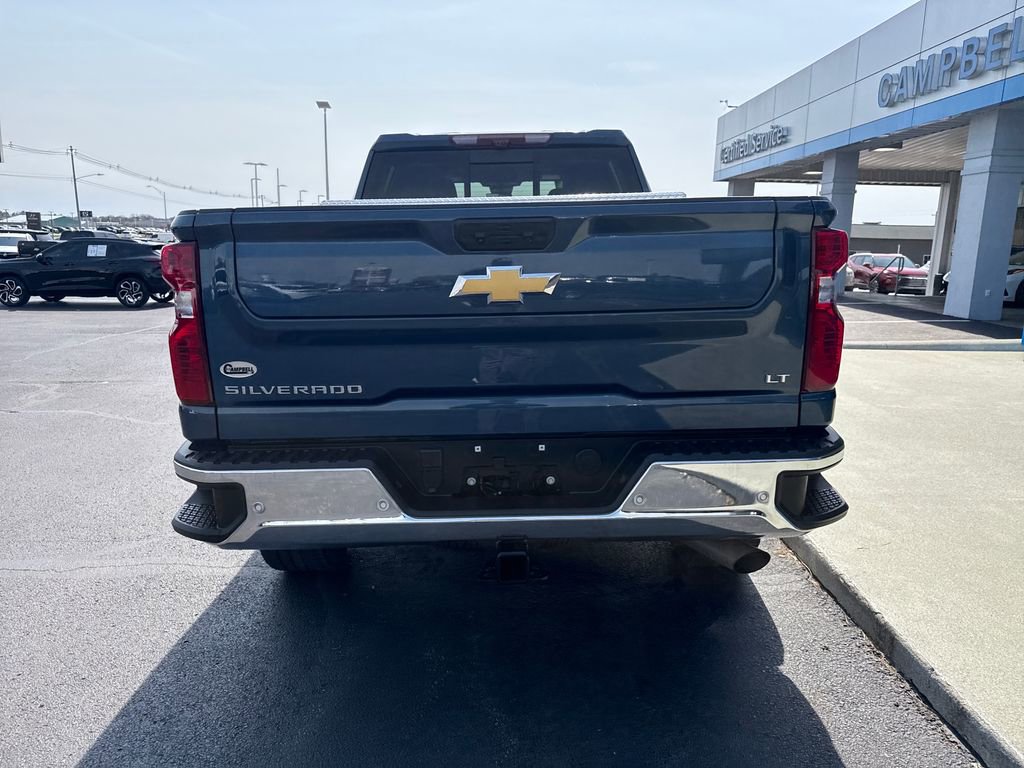 Used 2025 Chevrolet Silverado 2500 LT w/ Safety Package AWD/4WD image 4