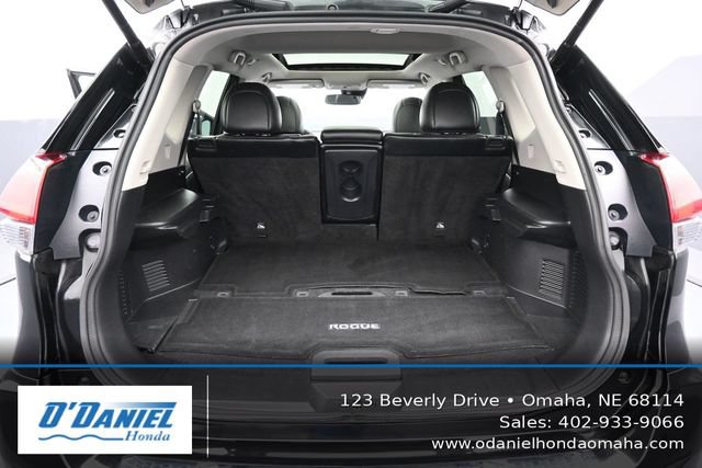 Used 2017 Nissan Rogue SL w/ SL Premium Package AWD/4WD image 37