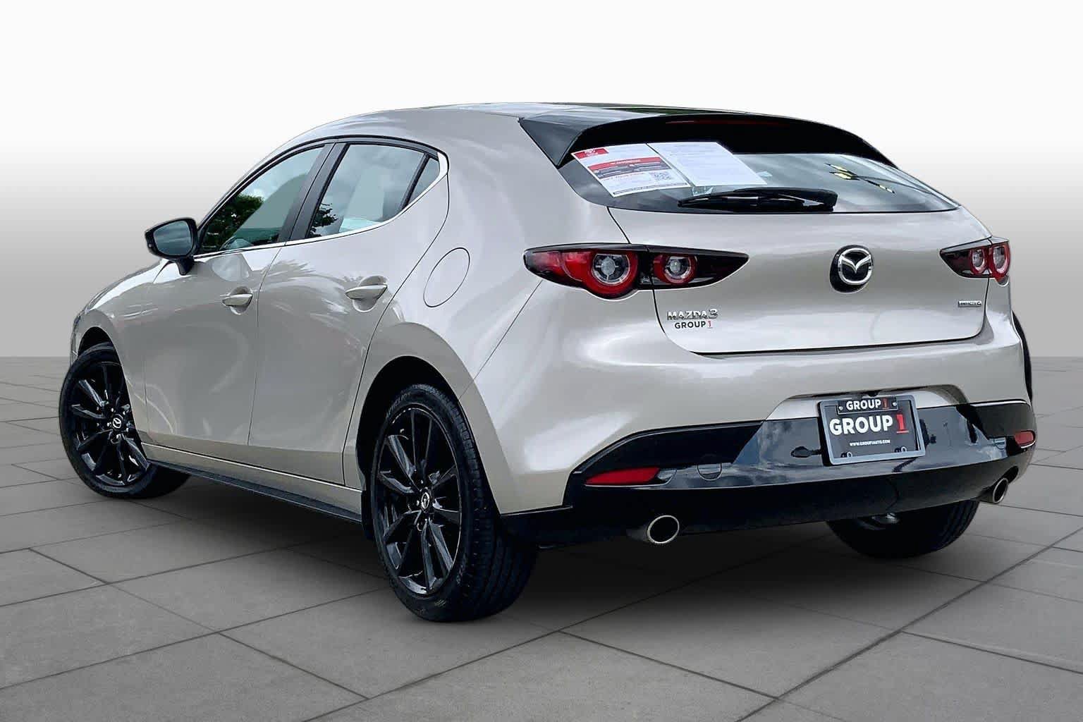 Used 2024 MAZDA MAZDA3 s FWD image 12
