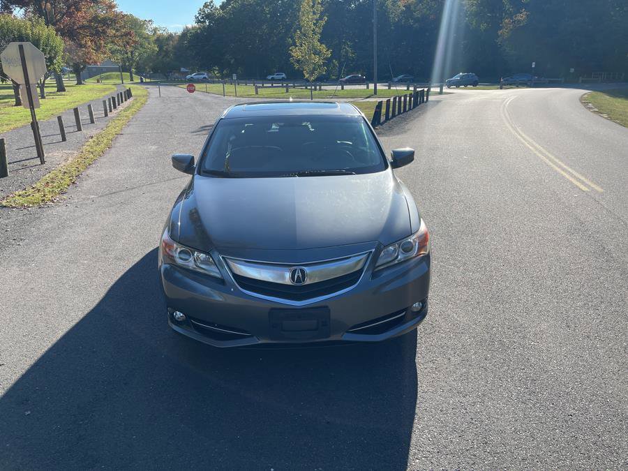 Used 2013 Acura ILX Hybrid w/ Technology Package FWD image 6