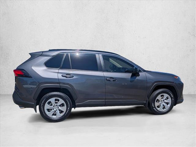 Certified 2019 Toyota RAV4 LE FWD image 4