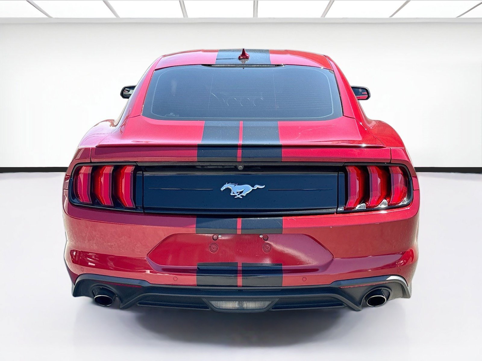 Used 2020 Ford Mustang Coupe w/ Equipment Group 101A RWD image 5