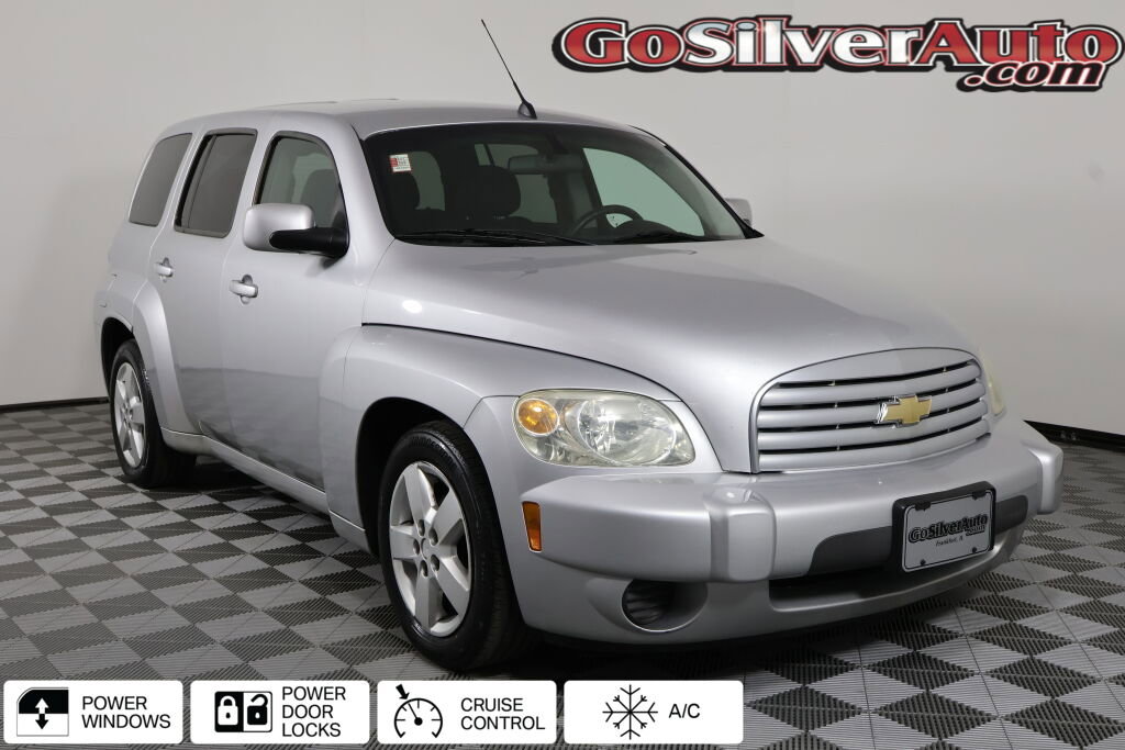 Used 2010 Chevrolet HHR LT image 1
