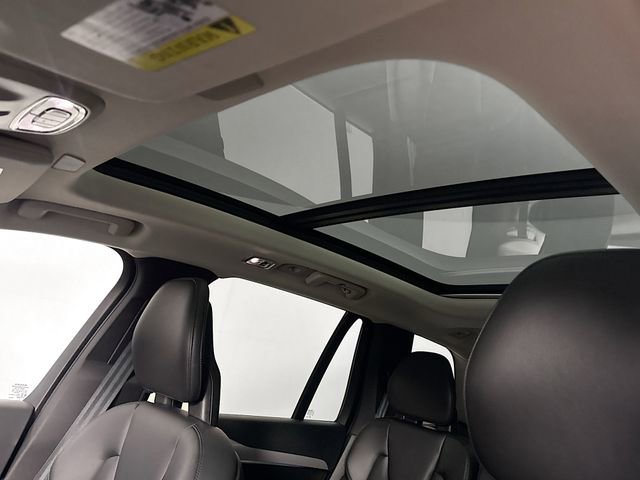 Used 2021 Volvo XC90 T5 Momentum w/ Climate Package image 42