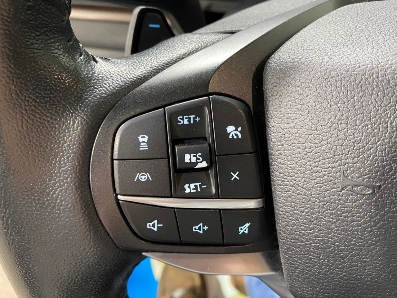 Used 2020 Ford Explorer Limited w/ Class III Trailer Tow Package image 21