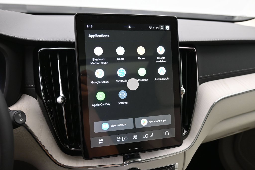 New 2027 Volvo XC60 B5 Ultra AWD/4WD image 13