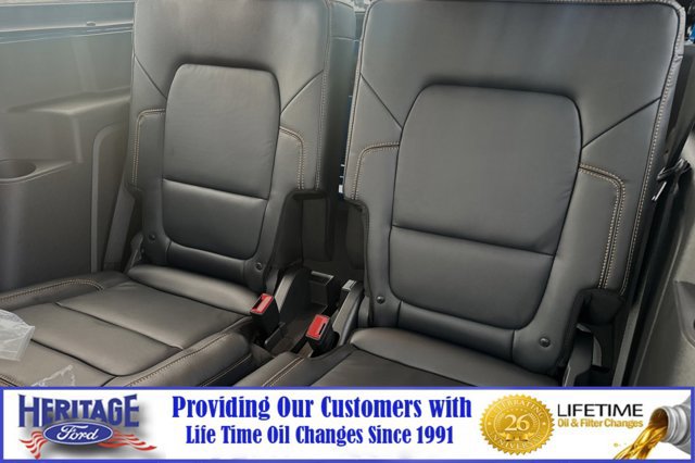 Used 2023 Ford Bronco Badlands w/ Sasquatch Package image 9