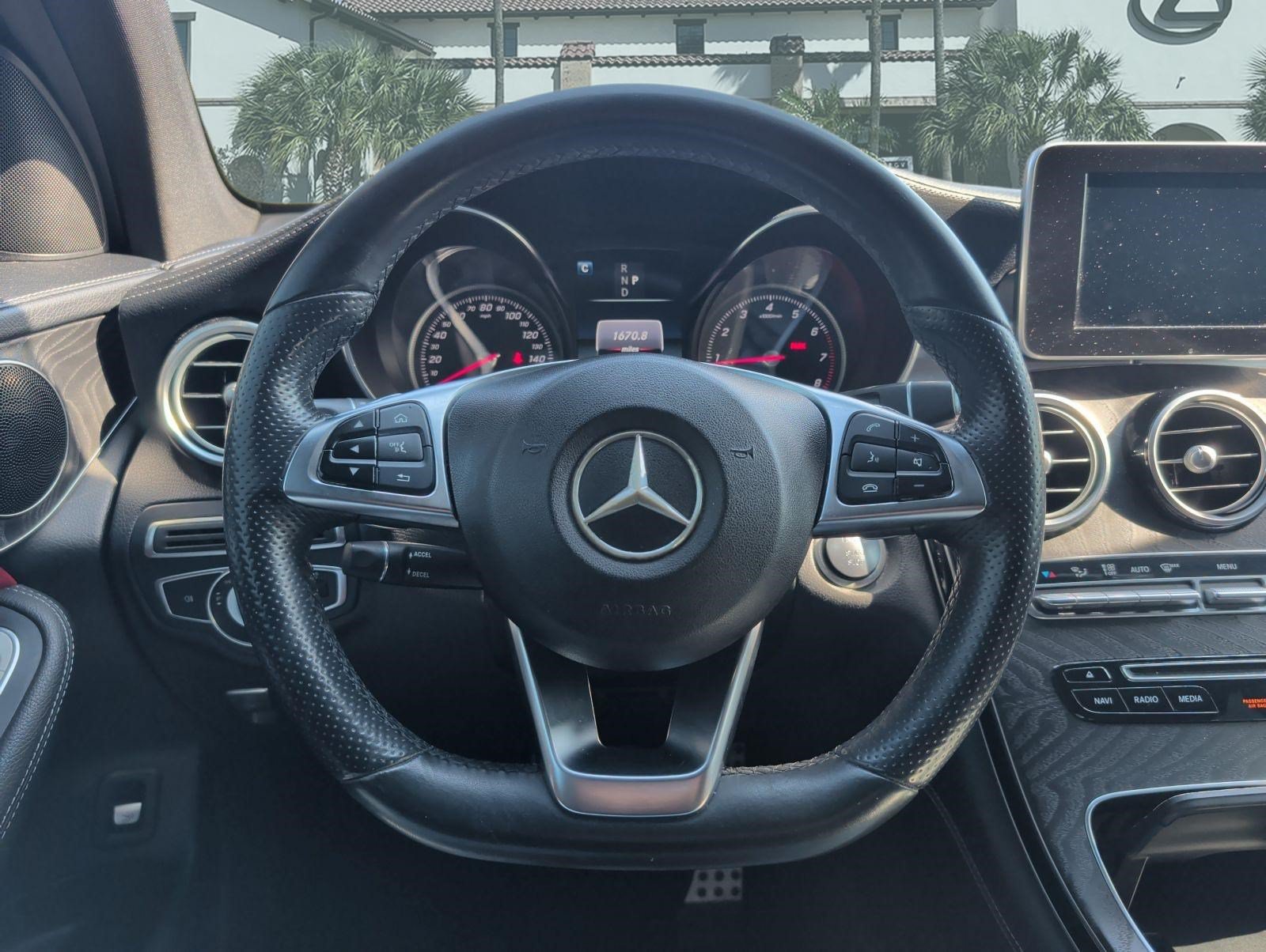 Used 2018 Mercedes-Benz GLC 300 4MATIC Coupe image 13