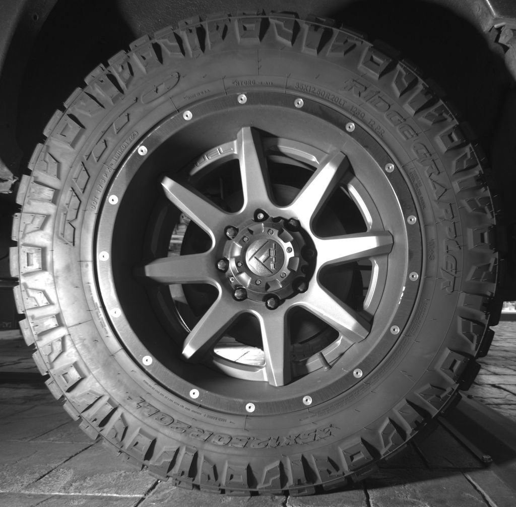 Used 2017 Ford F250 King Ranch w/ FX4 Off-Road Package AWD/4WD image 9
