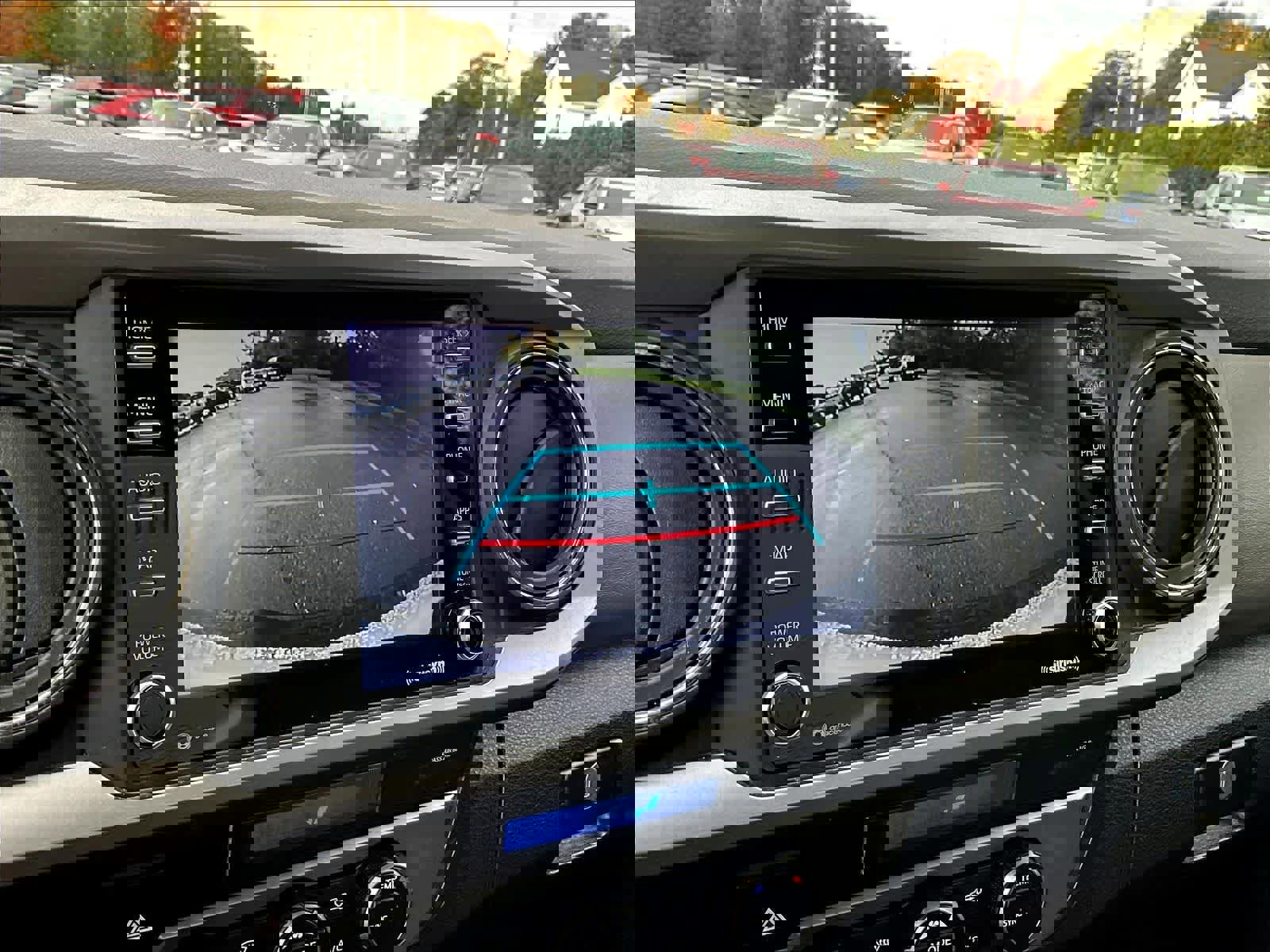 Used 2022 Toyota Tacoma SR5 image 19