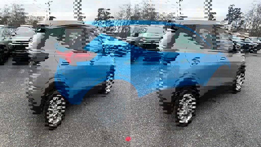 New 2027 Chevrolet Bolt LT w/ Comfort Package image 5