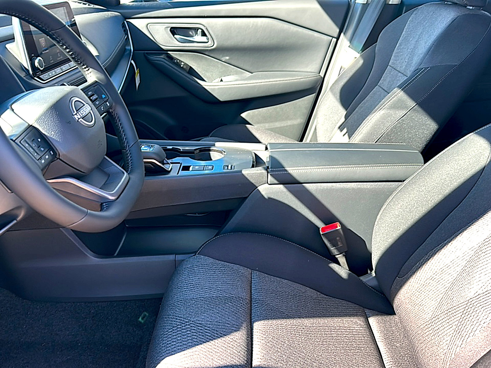 New 2026 Nissan Rogue SV w/ Cold Weather Package image 10