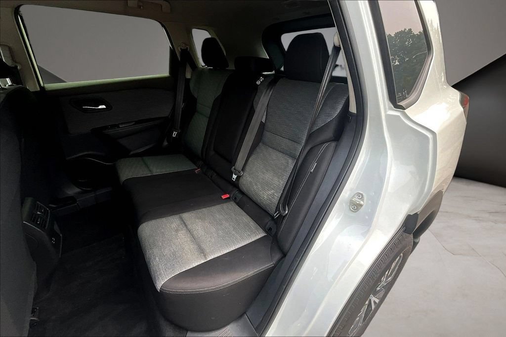 Certified 2023 Nissan Rogue SV AWD/4WD image 22