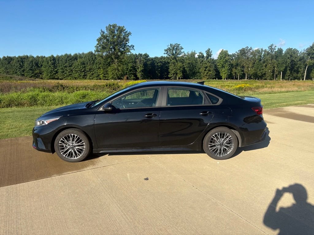 Used 2024 Kia Forte GT-Line FWD image 3