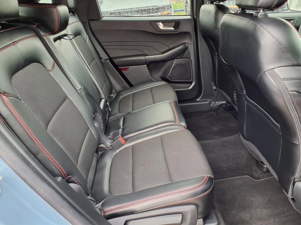 Used 2025 Ford Escape ST-Line FWD image 26