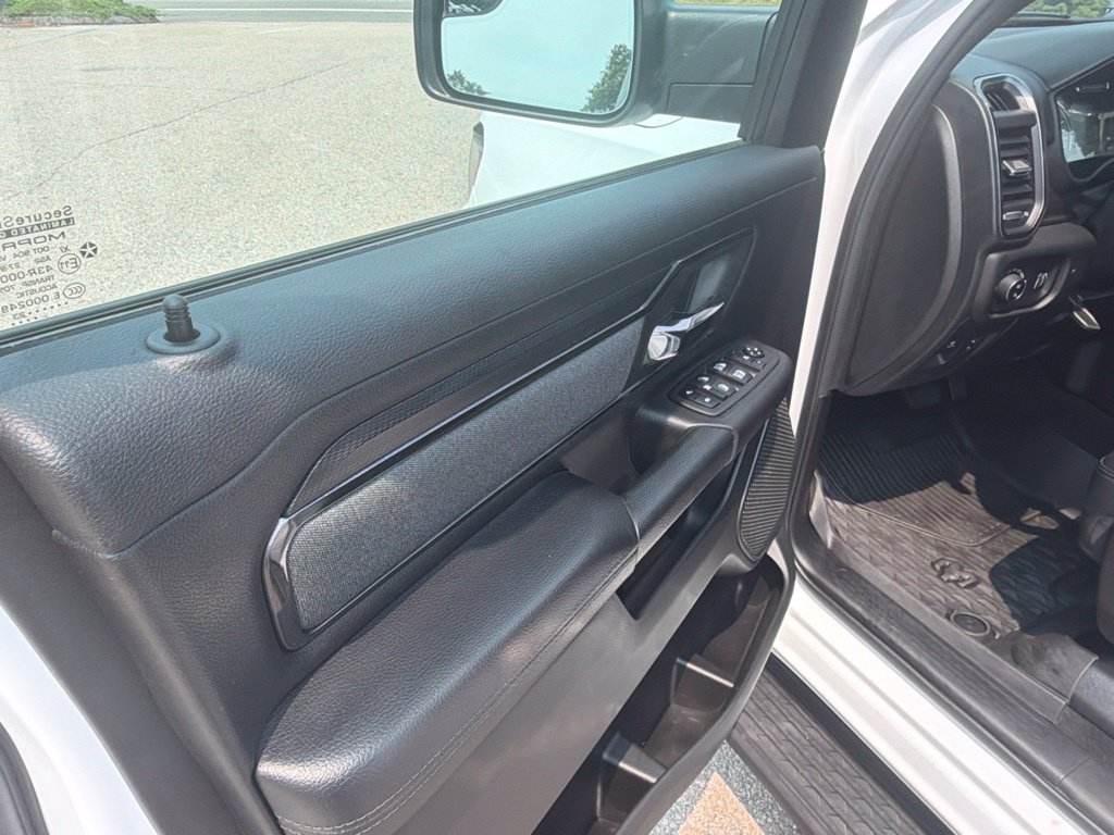 Used 2023 RAM 1500 Big Horn AWD/4WD image 31
