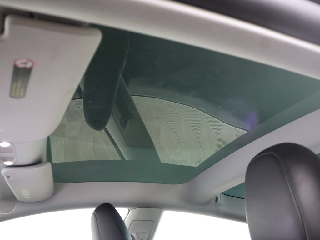 Used 2023 Tesla Model 3 Standard Range RWD image 17