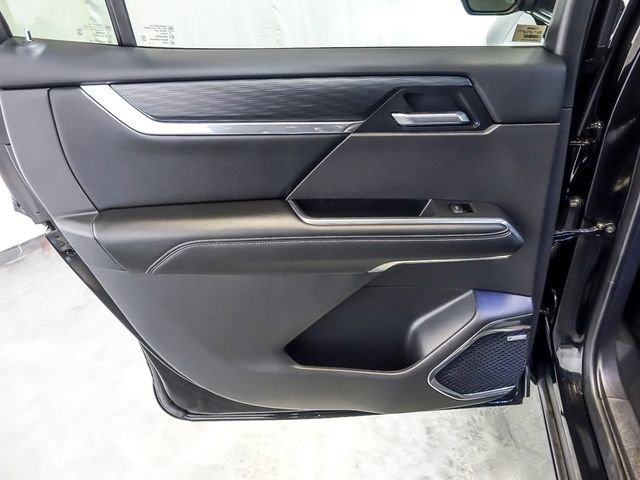 Certified 2025 GMC Acadia Elevation AWD/4WD image 29