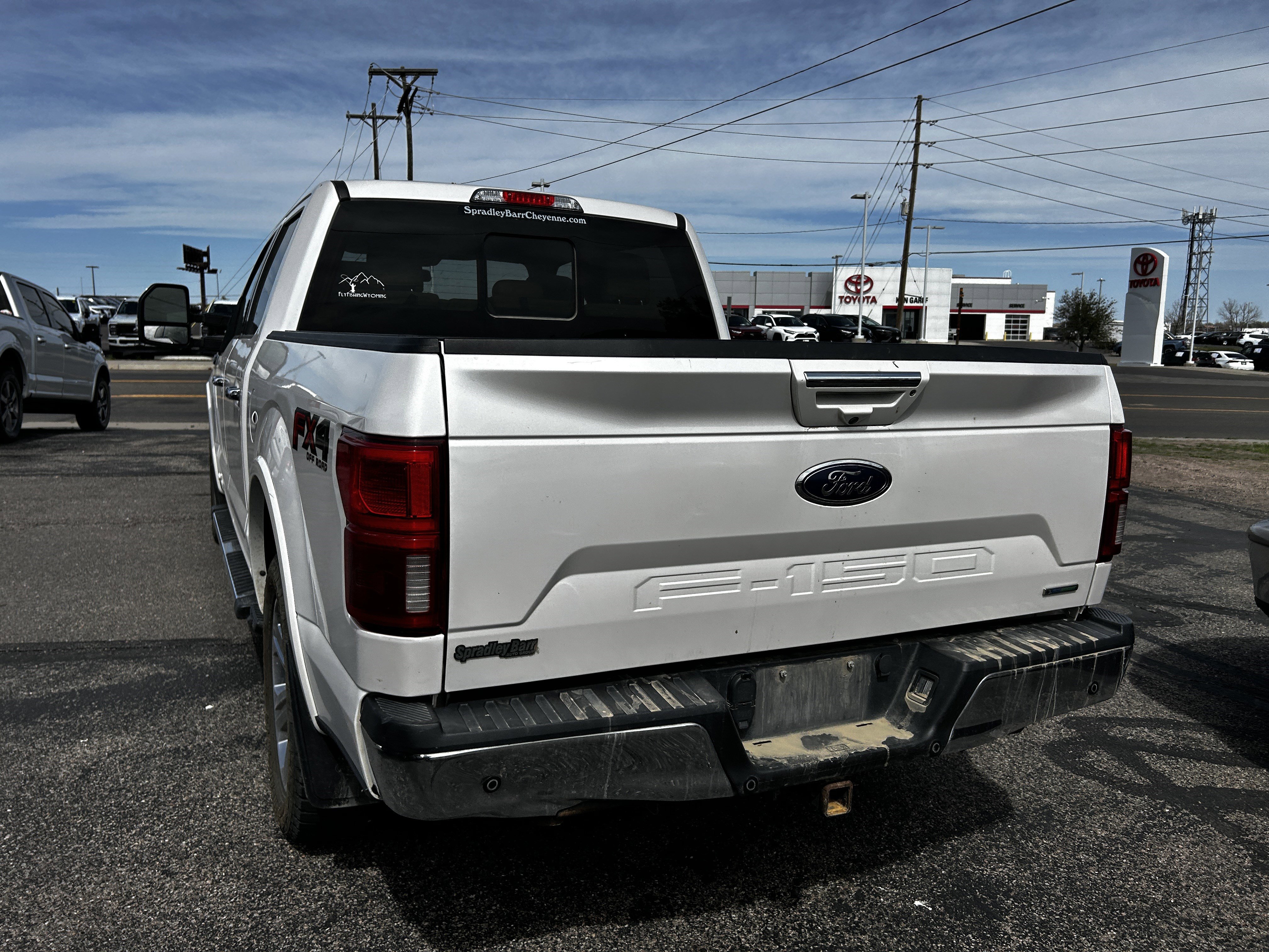 Used 2018 Ford F150 Lariat w/ Equipment Group 502A Luxury AWD/4WD image 3
