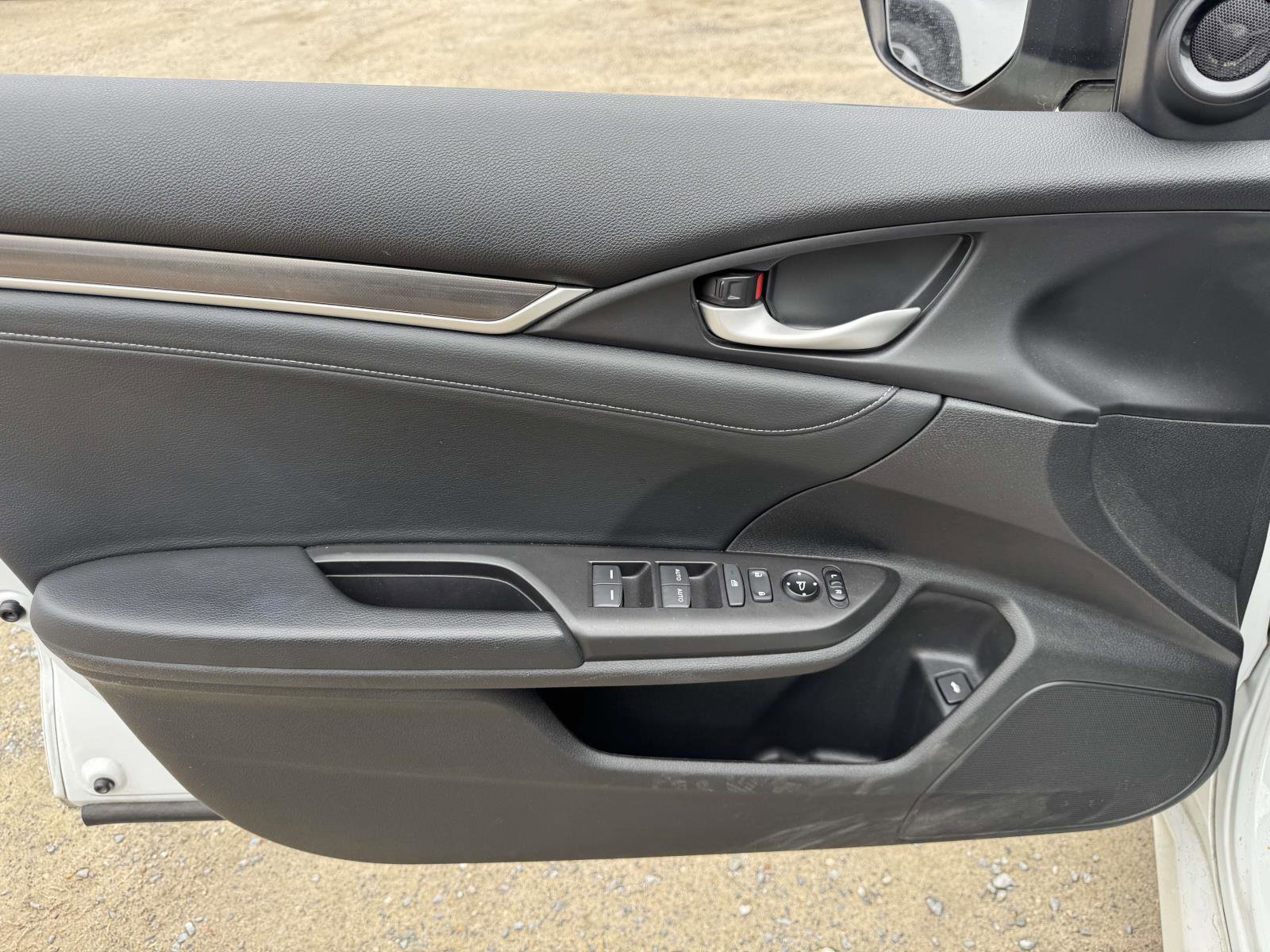 Used 2019 Honda Civic EX-L image 14