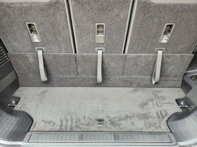 Used 2024 Land Rover Defender 130 S image 23