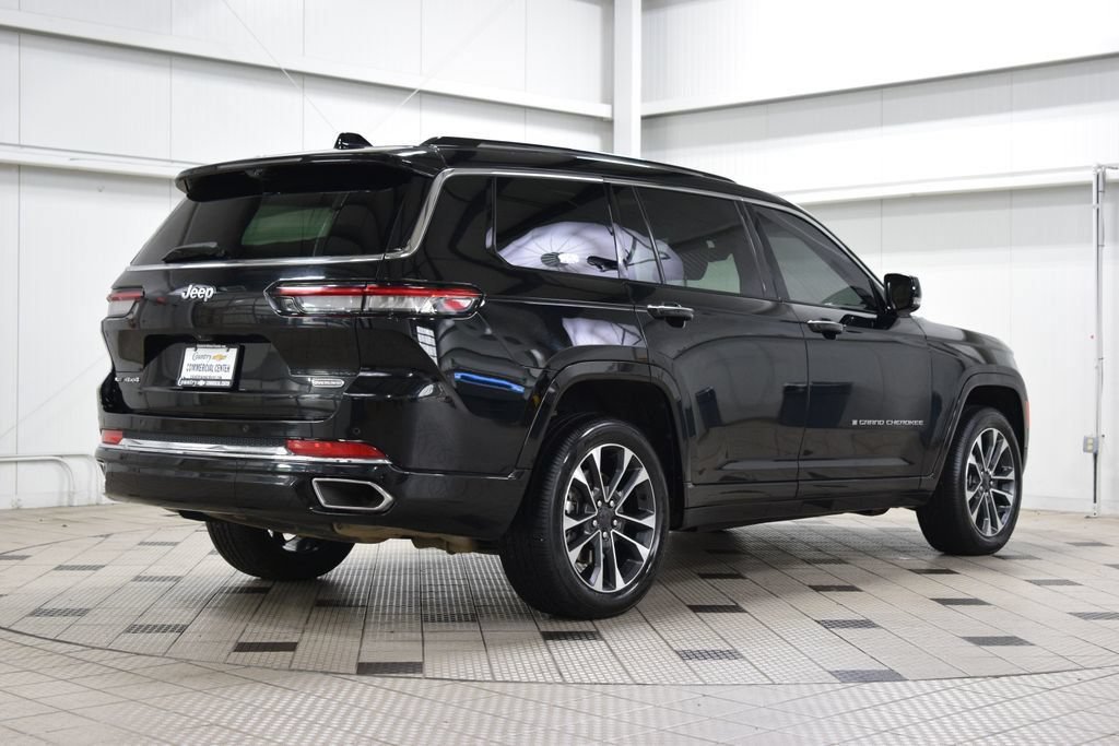 Used 2021 Jeep Grand Cherokee L Overland w/ Luxury Tech Group IV AWD/4WD image 7