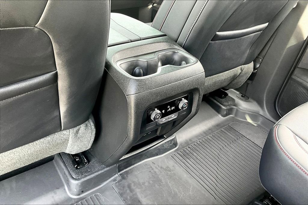 Used 2026 Chevrolet Traverse Z71 w/ Driver Confidence Package image 10