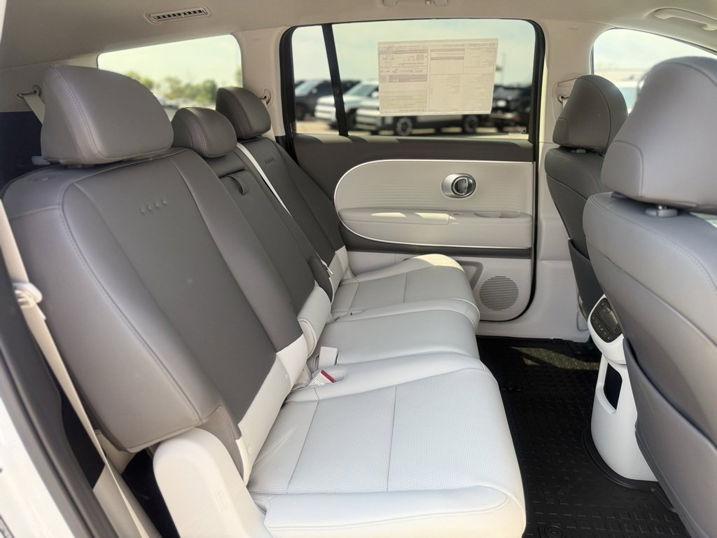 New 2026 Hyundai Ioniq 9 SEL image 17
