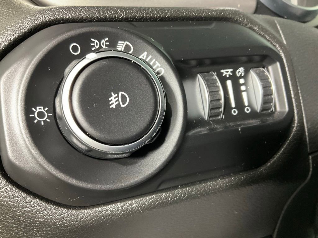 Certified 2021 Jeep Wrangler Willys image 21