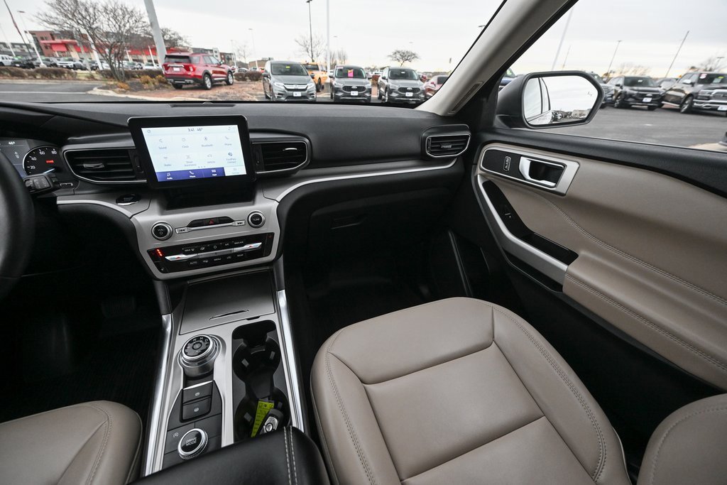 Certified 2023 Ford Explorer XLT w/ Equipment Group 202A image 34