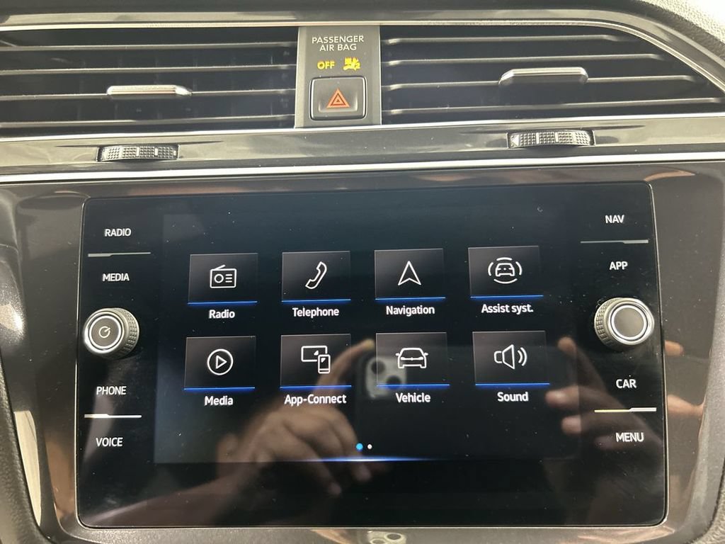 Certified 2023 Volkswagen Tiguan SEL R-Line AWD/4WD image 14