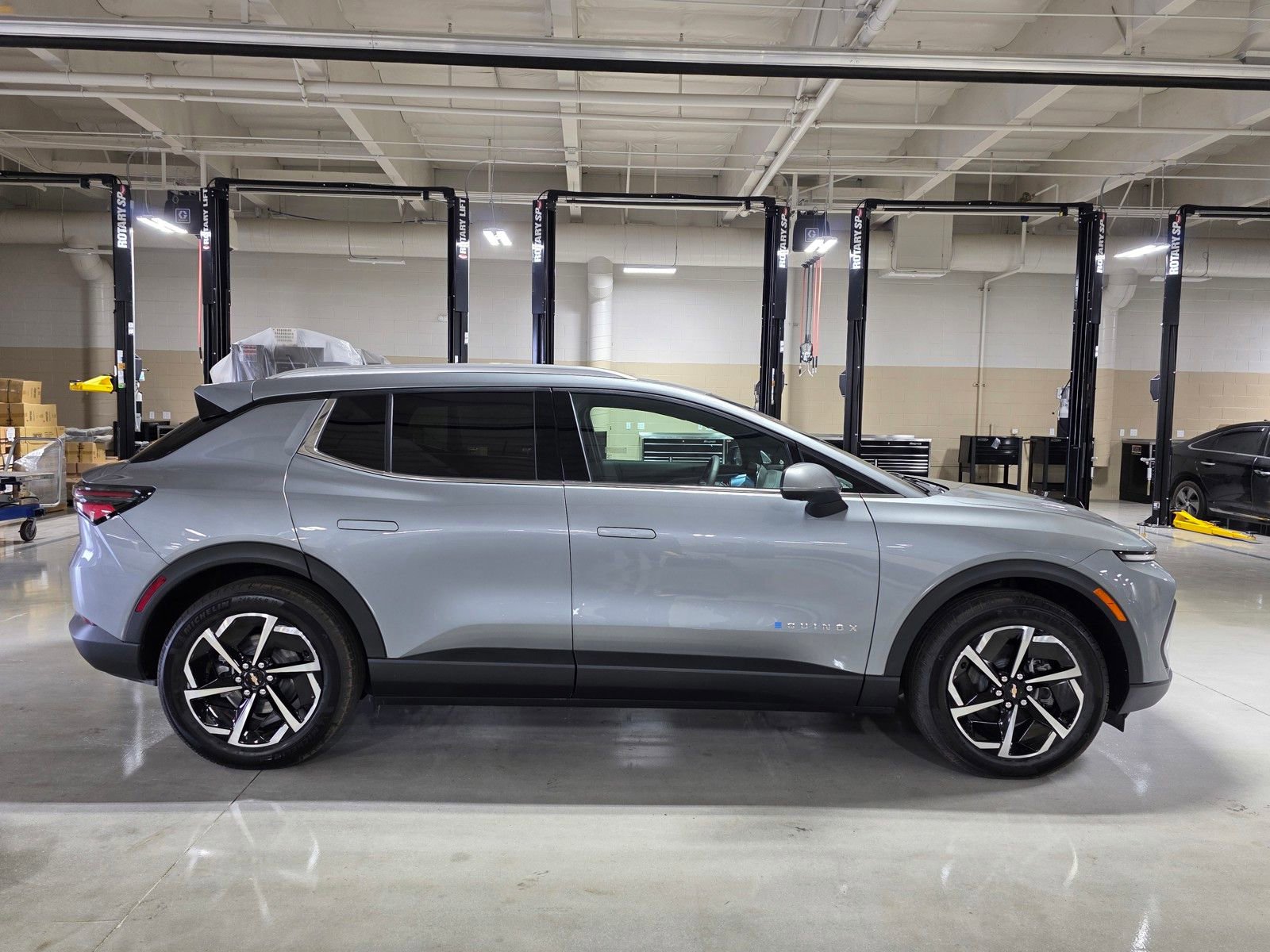 New 2026 Chevrolet Equinox EV LT image 8