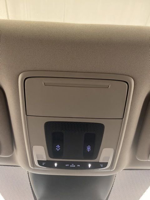 Used 2023 Honda Pilot Elite image 15