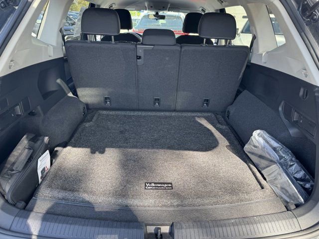 Used 2023 Volkswagen Tiguan S AWD/4WD image 34