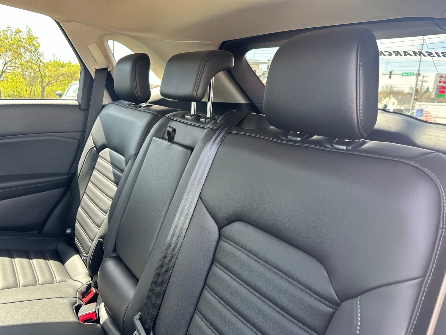 Used 2019 Ford Edge SEL w/ Equipment Group 201A AWD/4WD image 20
