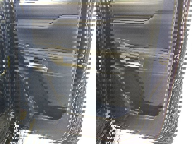 Used 2024 Ford Ranger Lariat w/ Trailer Tow Package image 10