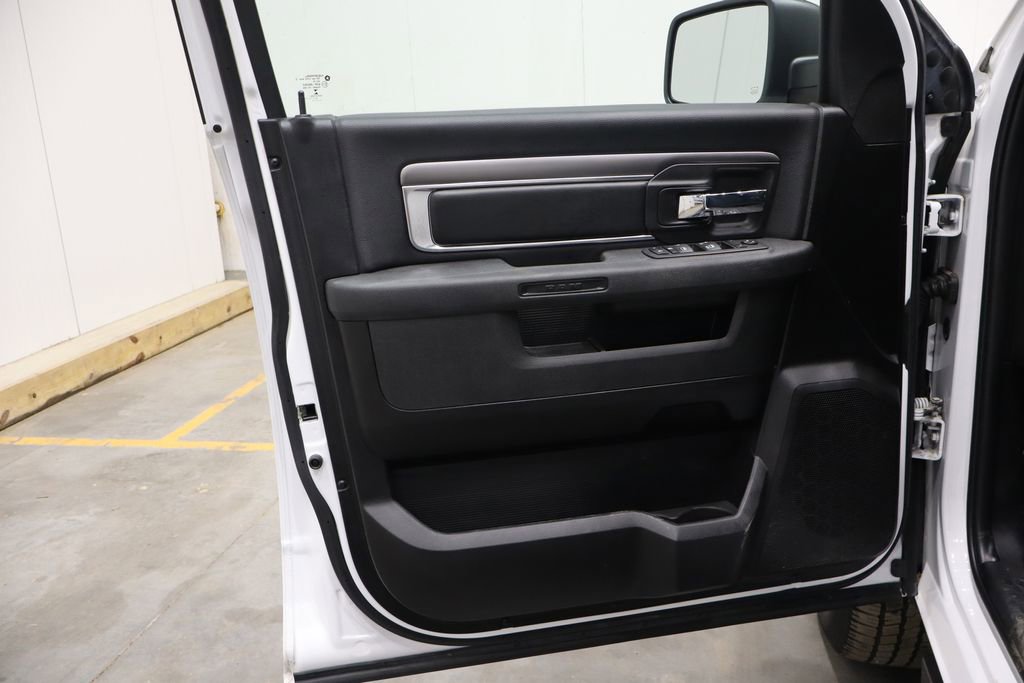 Used 2022 RAM 1500 Classic Warlock w/ Electronics Group image 13