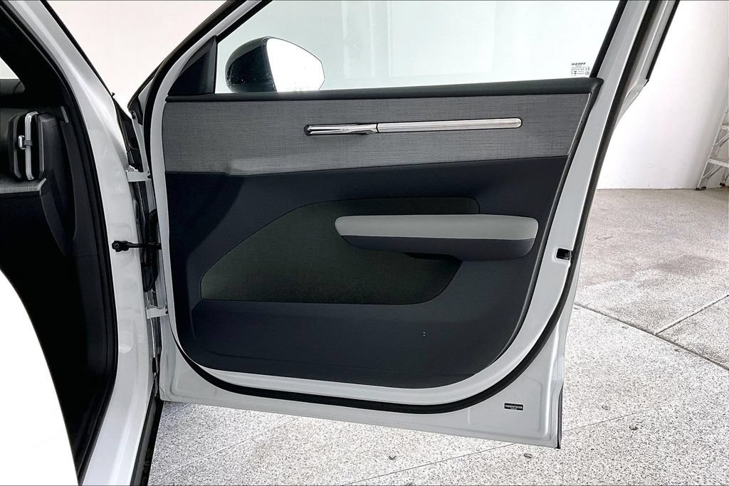 New 2026 Volvo EX30 Plus w/ Protection Package Premier AWD/4WD image 10