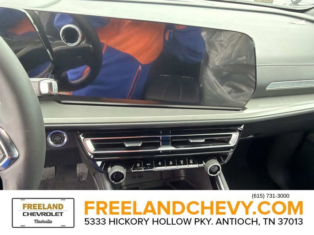 New 2026 Chevrolet Traverse LT w/ LPO, Floor Liner Package image 25