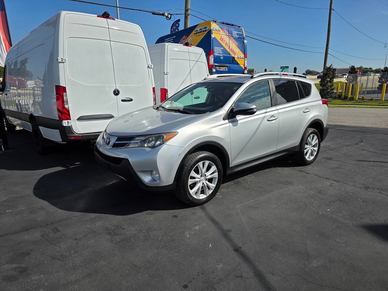 Used 2013 Toyota RAV4 Limited FWD image 34