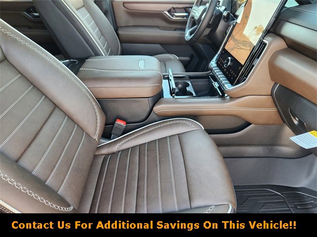 New 2026 GMC Yukon XL Denali Ultimate w/ LPO, Floor Liner Package image 10