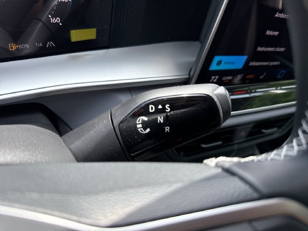 New 2026 Volkswagen Tiguan SE AWD/4WD image 22